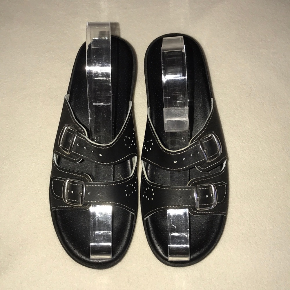 DAMIANIS WOMEN’S SLIDE SANDALS